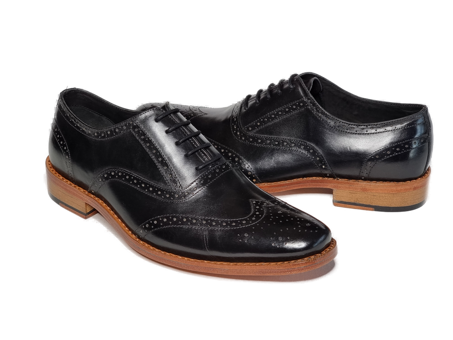 100% Hand Crafted Black Oxford shoes. Stylish wingtip brogue