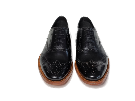 100% Hand Crafted Black Oxford shoes. Stylish wingtip brogue