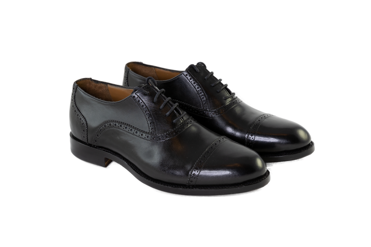 Hand Crafted black pair of Oxford medallion toe cap shoes